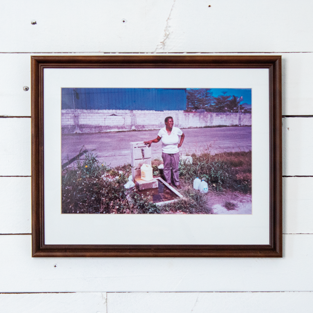 Jordan Neilly für Turnschuh Untitled 1 Photo Print