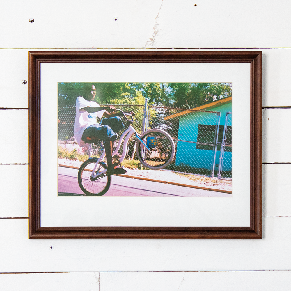 Jordan Neilly für Turnschuh Untitled 7 Photo Print